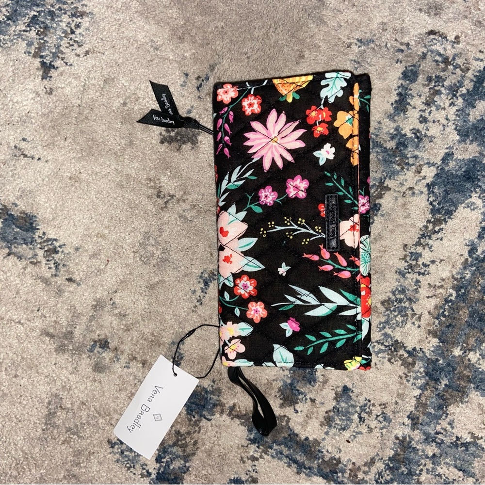 Vera Bradley wrist purse